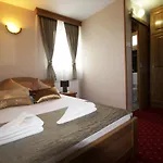 Hotell Pansion Stari Grad 3*