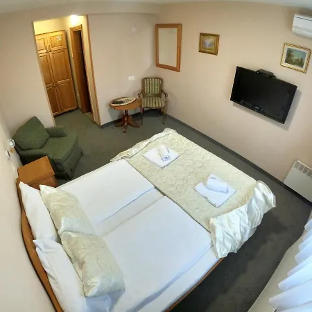 Pansion Stari Grad