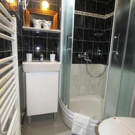 Pansion Stari Grad 3*