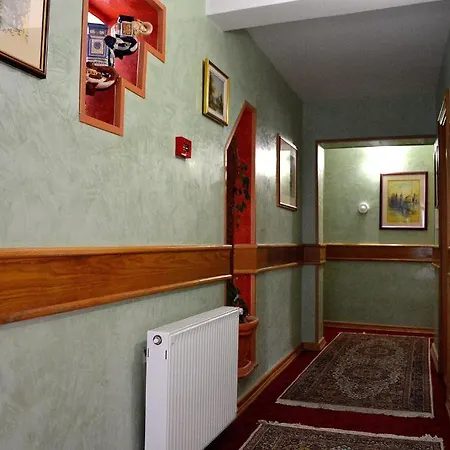 Pansion Stari Grad 3* Szarajevó