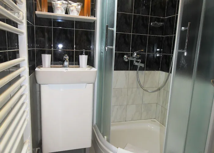 Pansion Stari Grad 3*