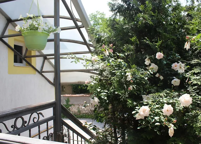 Pansion Stari Grad 3*